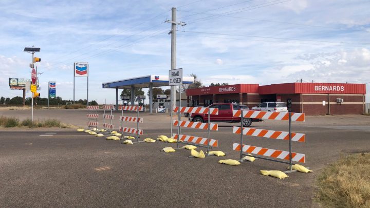 Bernards, image courtesy of Philip Thrash, Highway 87 at FM 41 in Lubbock County, Texas