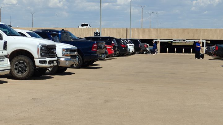 airport parking in Lubbock, Texas