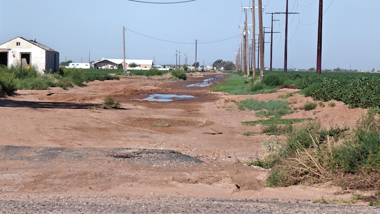 County Road 6800 in Lubbock County, Texas