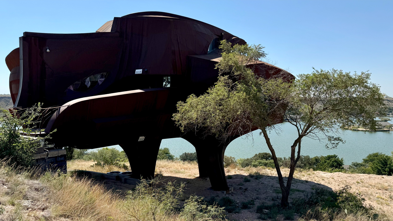 Bruno Steel House in Ransom Canyon, Texas